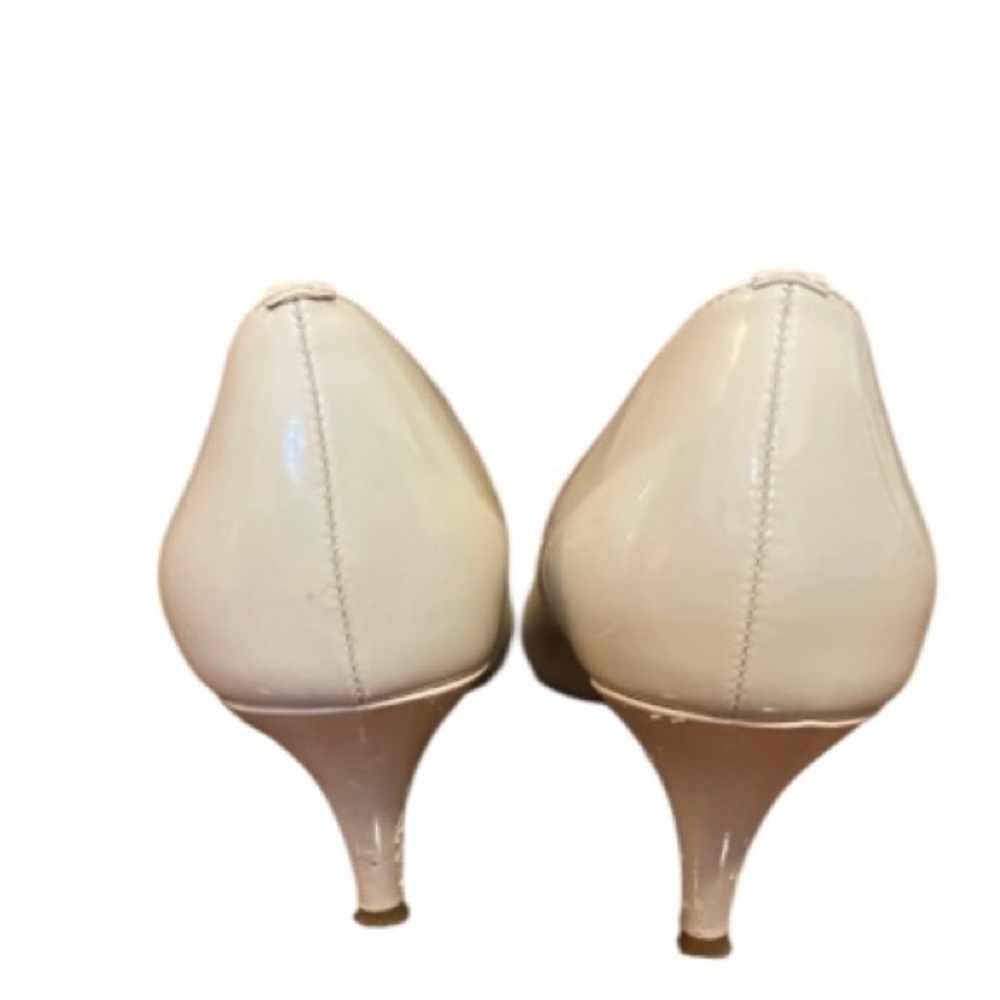 TAHARI  Marie Peep-toe Elegant Cream Heels With grip soles - Picture 6 of 8